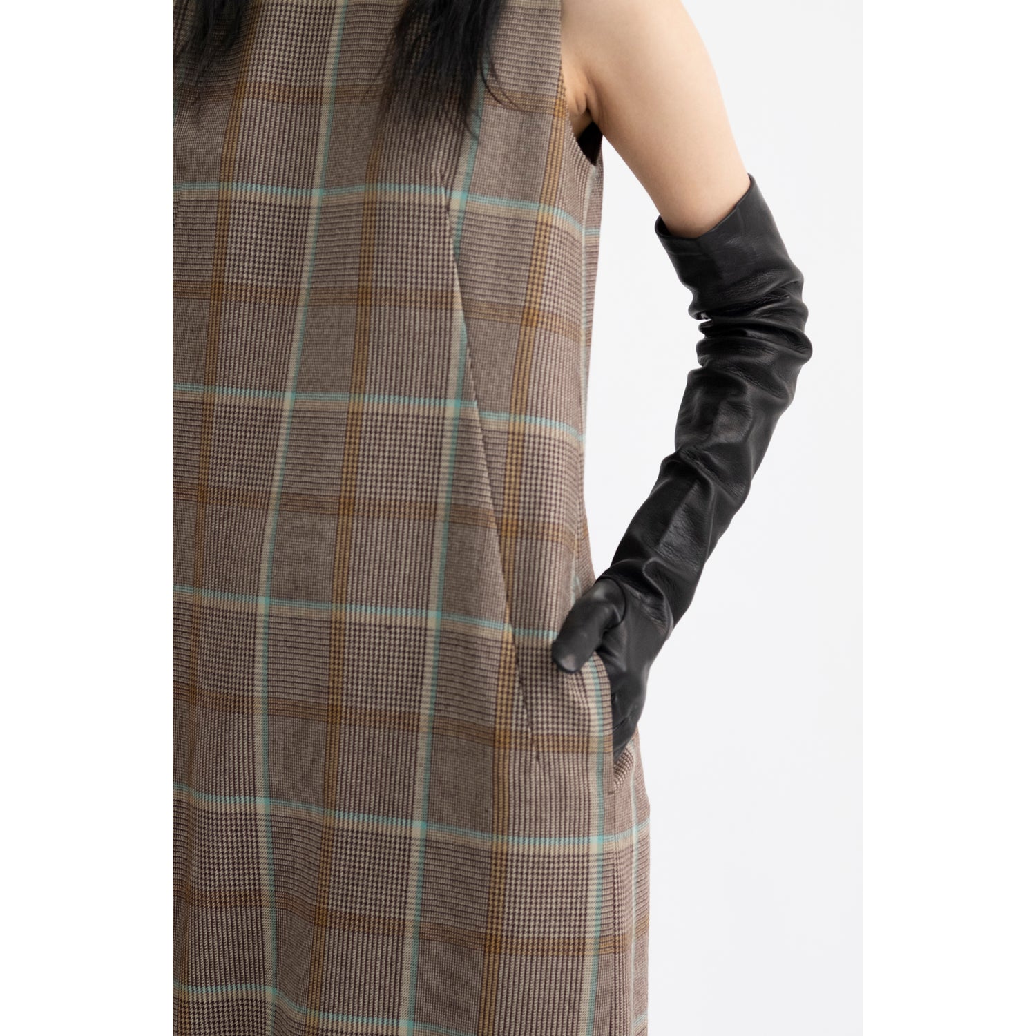 Darts Pocket Dress / check