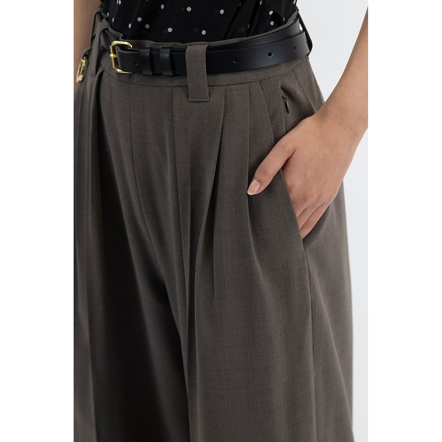 Extra Volumed Cropped Pants / black