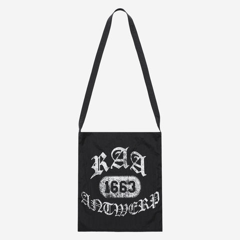 Academy College Logo Tote / black