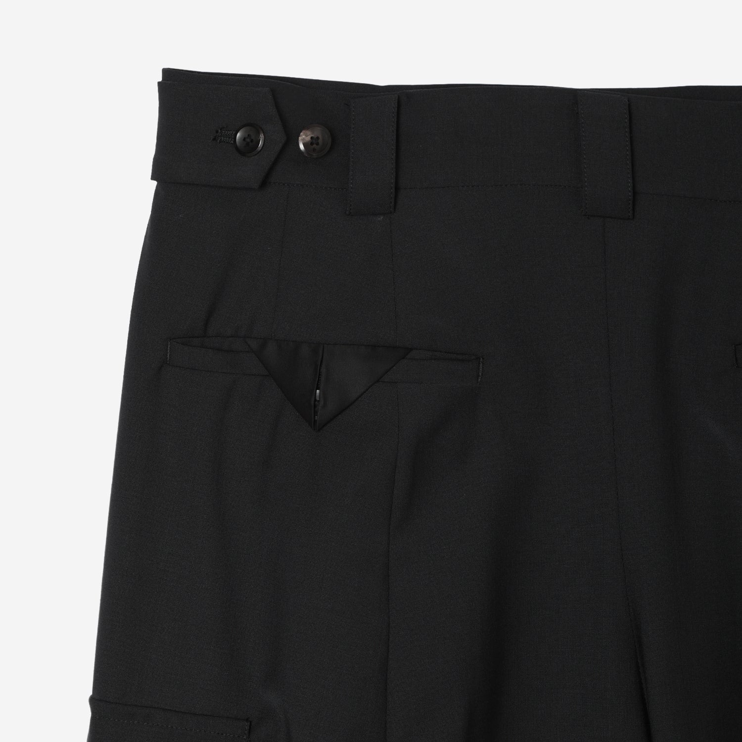 Wide Cargo Shorts / black – th products