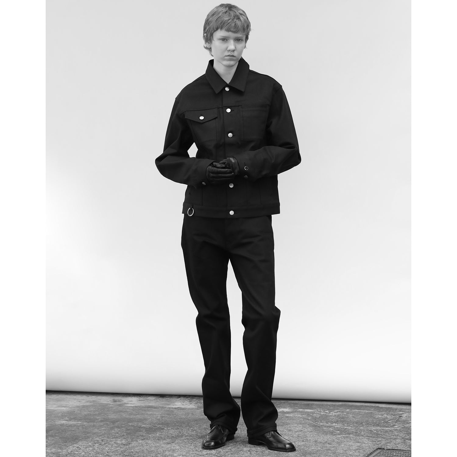 ROBERT / Straight Denim Pants / black