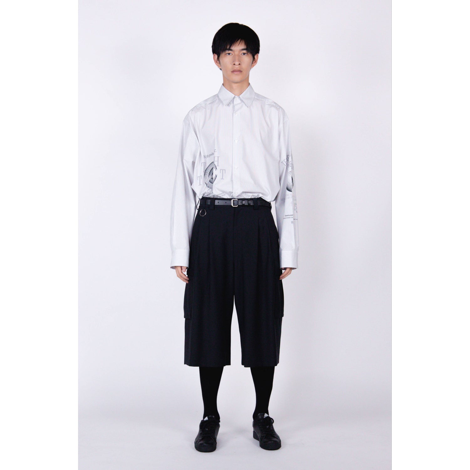 Wide Cargo Shorts / black – th products
