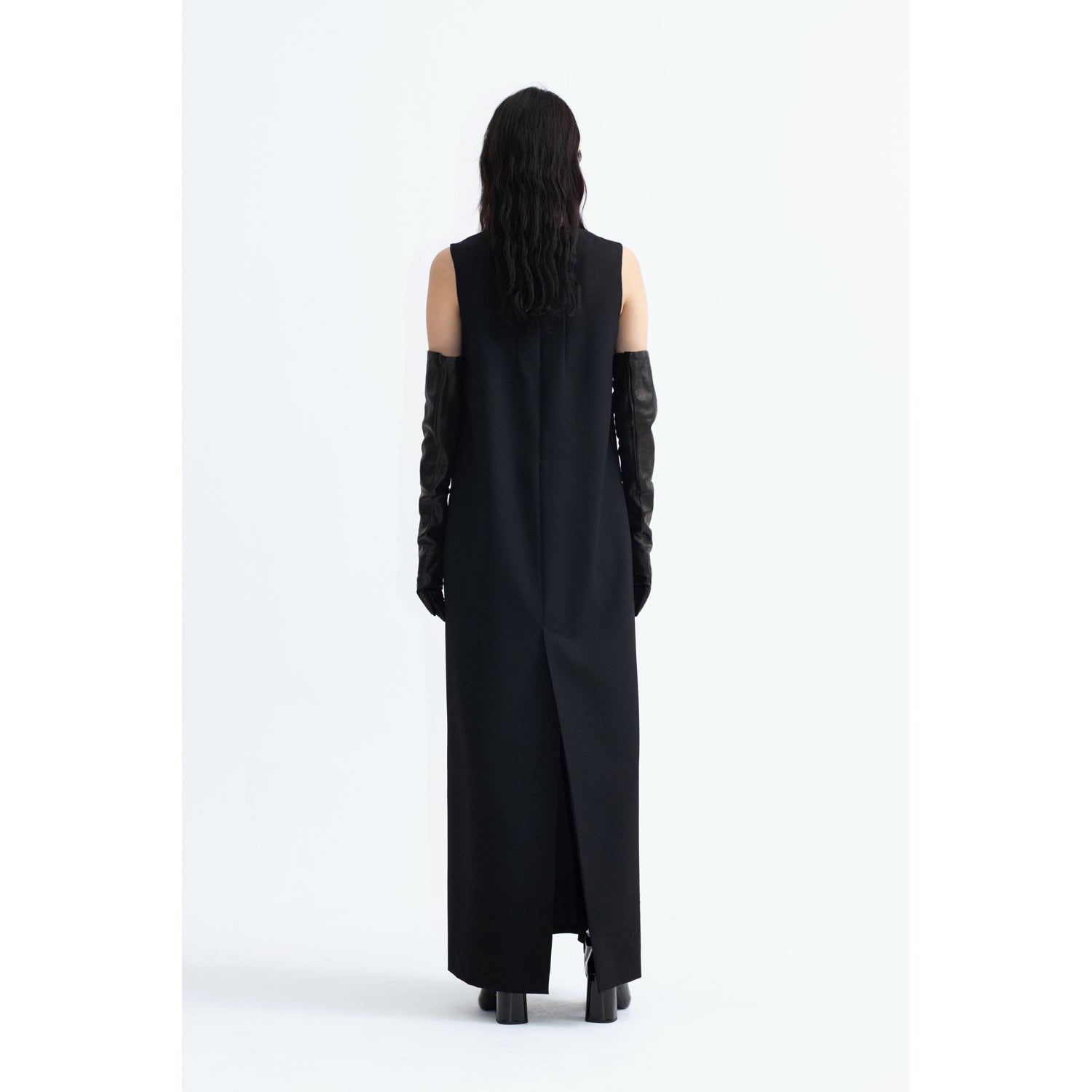 Darts Pocket Dress / black