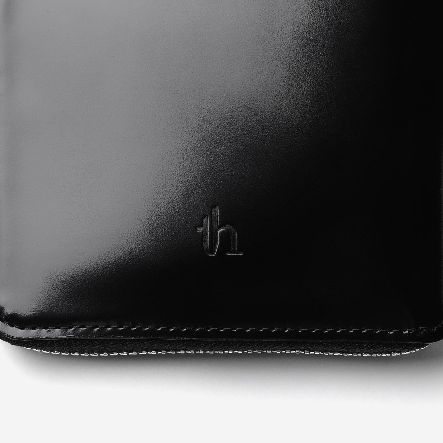 Zip Around Wallet / black × silver