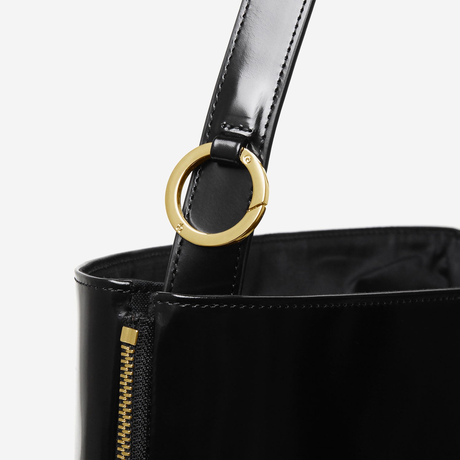 Shoulderbag / black × gold