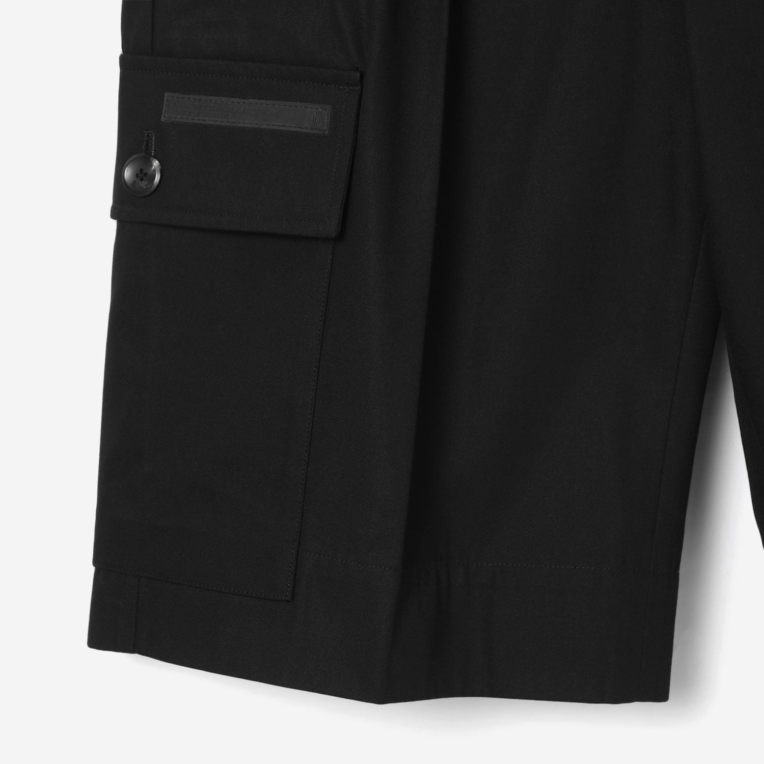 Tailored Shorts / black
