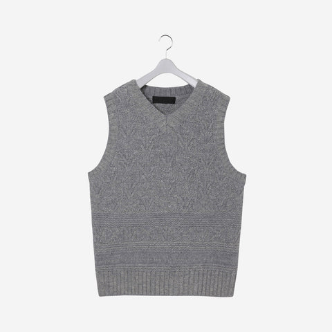 Hunting Knit Vest / gray