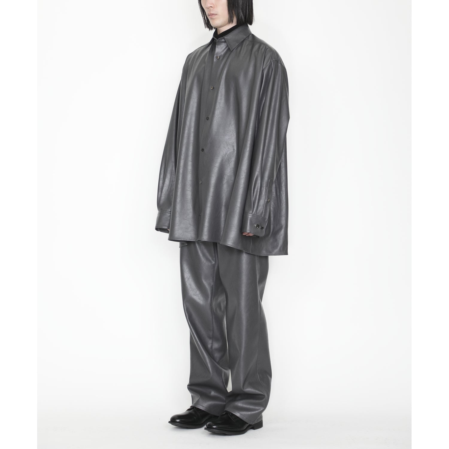 Synthetic Leather Oversized Shirt / gray
