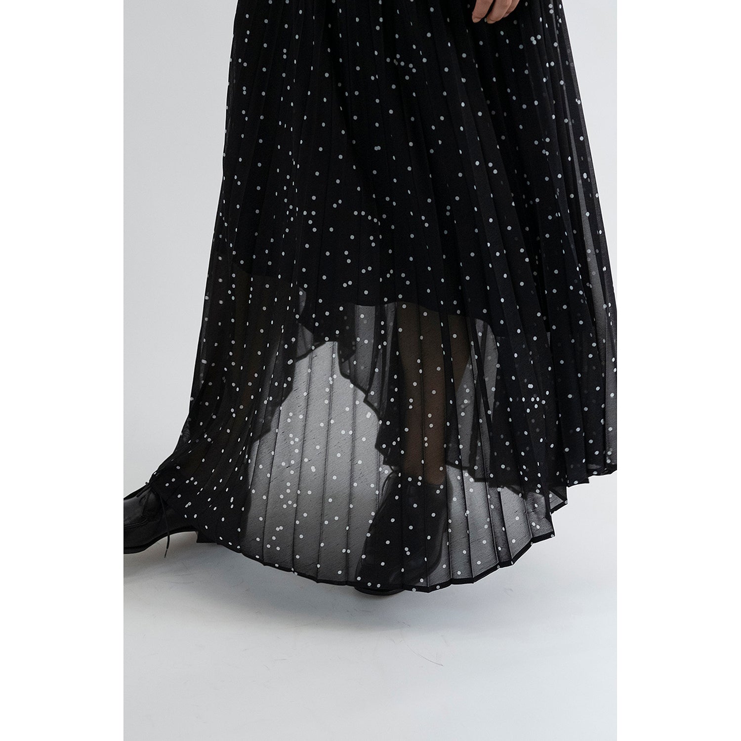 Printed Pleated Skirt / black