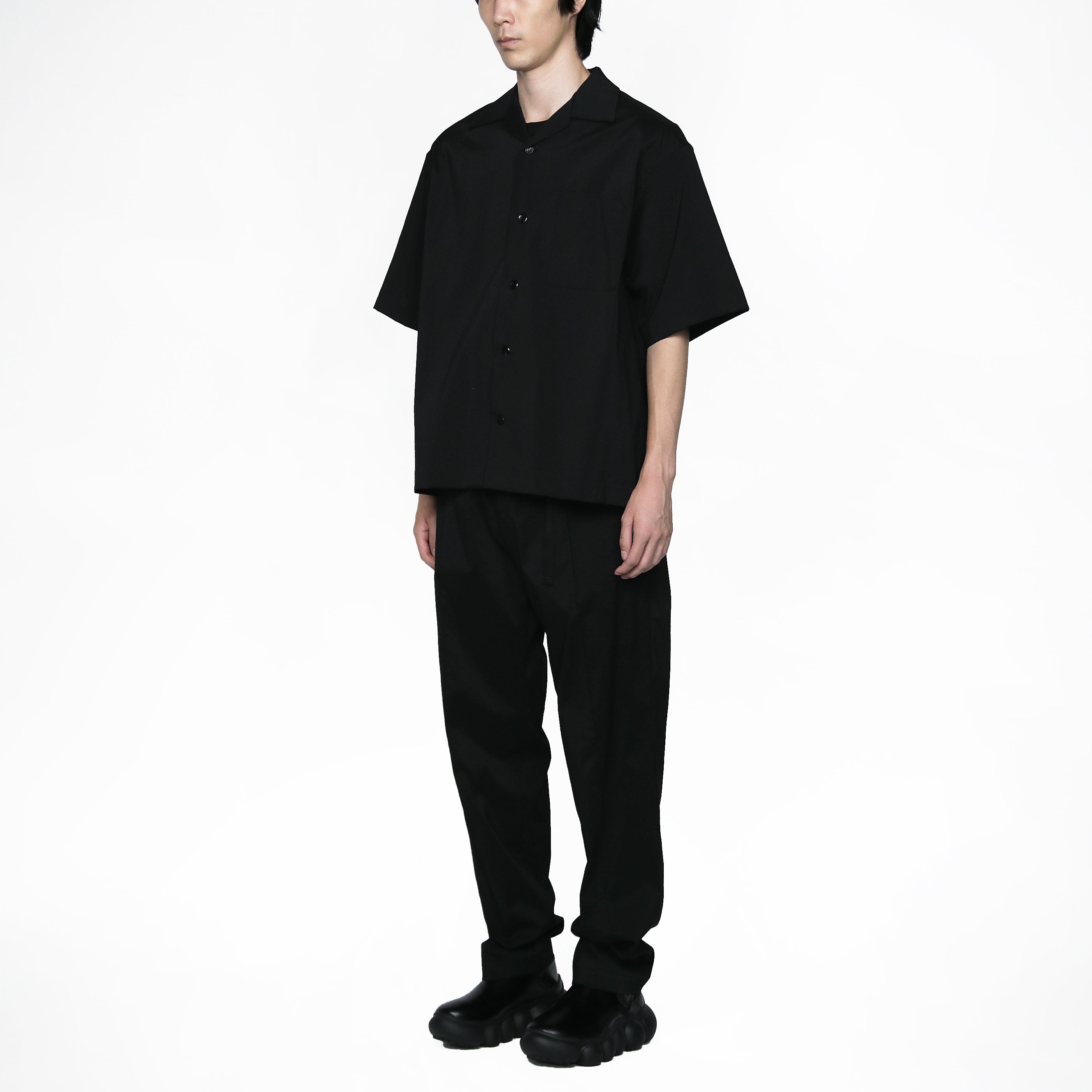 Open collar Shirt / black – th products