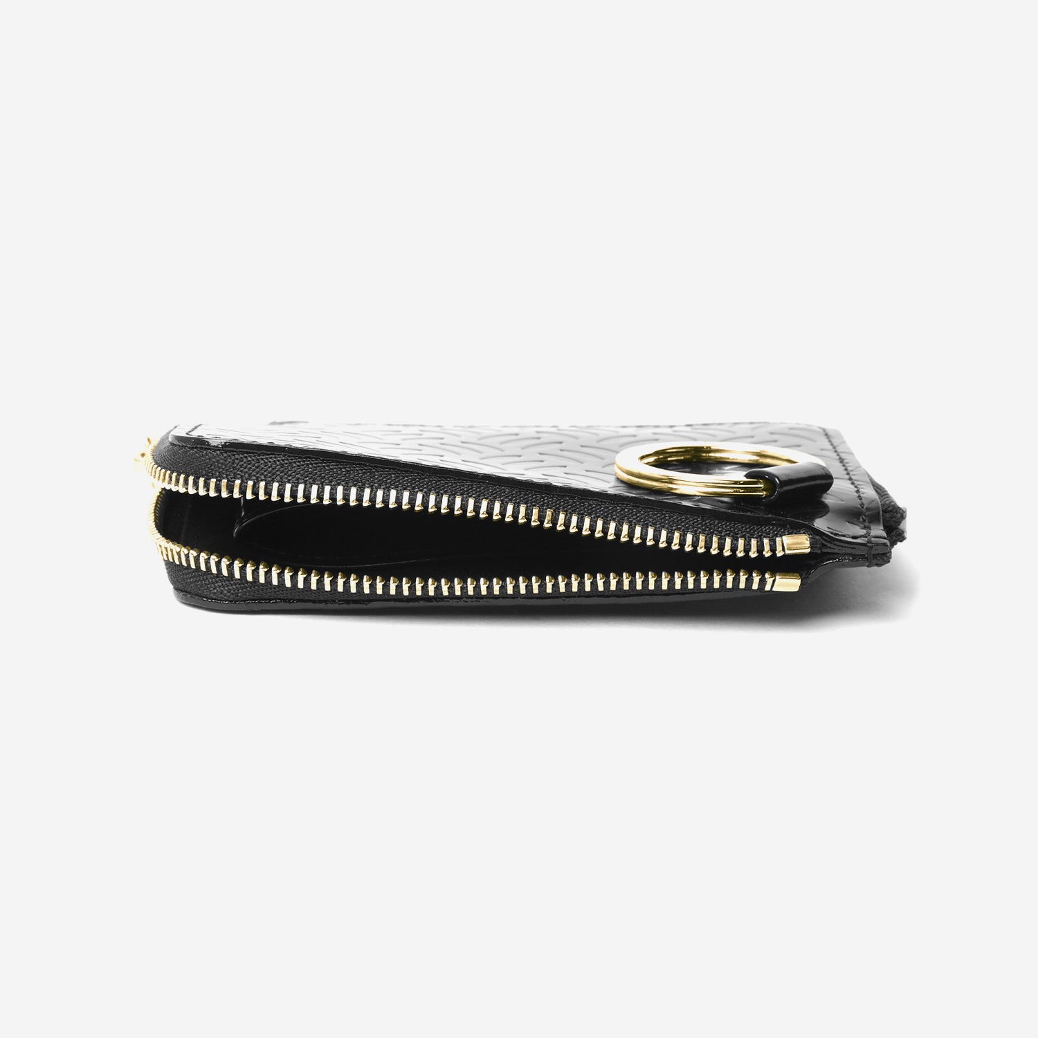 Embossed W ZIP Card Case / black × gold