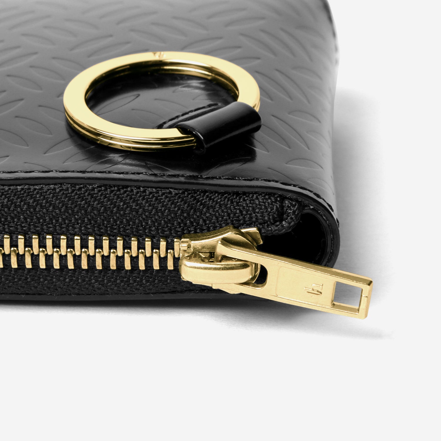 Embossed Zip Around Wallet / black × gold